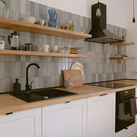 Alfreda Apartment